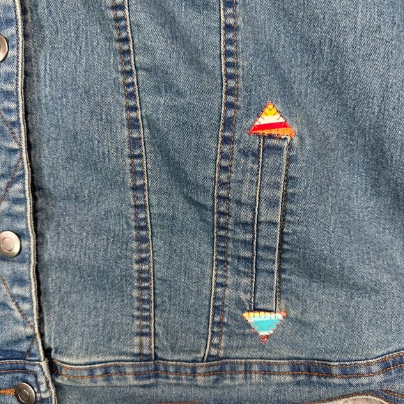 DISTINCT Jean Jacket Women's Designed Colorful Denim Jacket - Picture 7 of 13